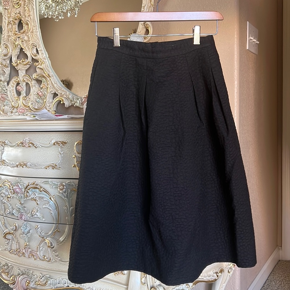 H&M Black Textured Midi Skirt